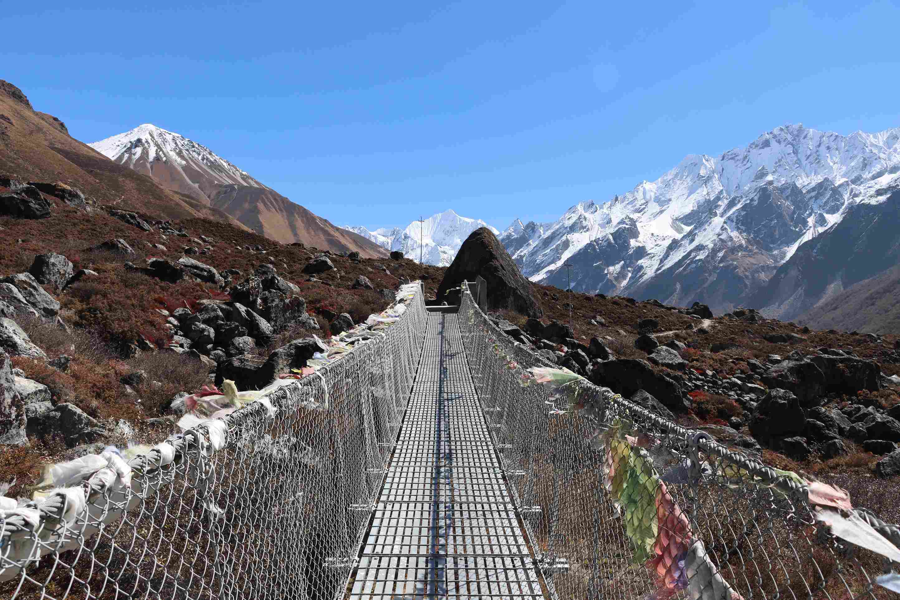 Bridge On the route to langtang